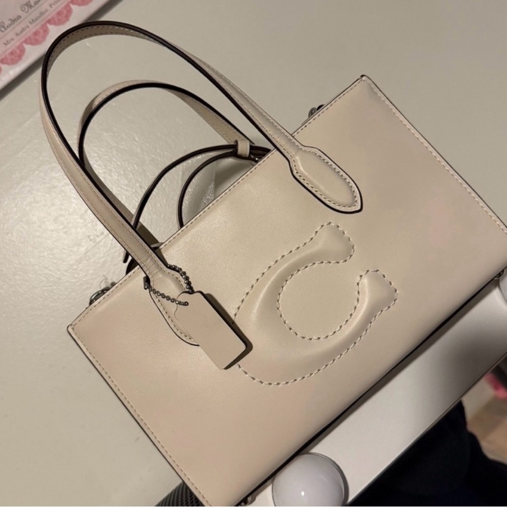 Elegant Cream Handbag